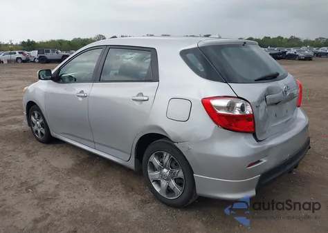 2009 Toyota Matrix S z USA, uszkodzony, nr VIN 2T1KE40E19C008687